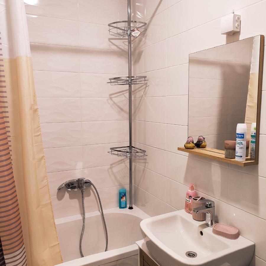Center Firefly Gardens Apartment Novi Sad Extérieur photo