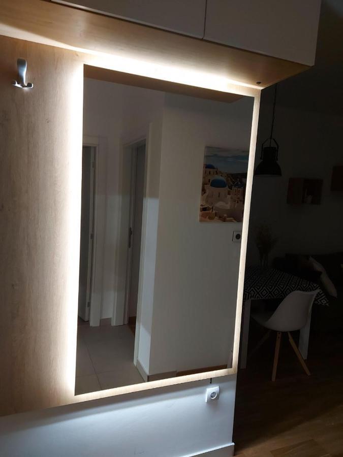 Center Firefly Gardens Apartment Novi Sad Extérieur photo